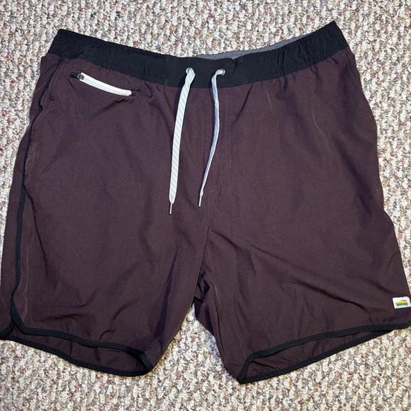 Vuori Banks Athletic Shorts 7" Men's Size XXL Dark Maroon Athletic Workout Gym - Picture 3 of 11